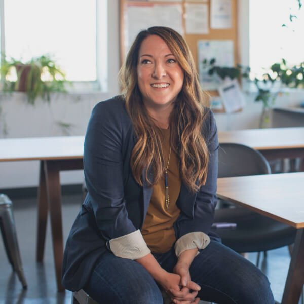 business-consulting-woman-figure-img-bg Business Consulting Woman Figure Img Bg